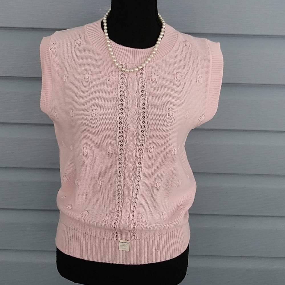 NWT Joiie sleeveless sweater size small